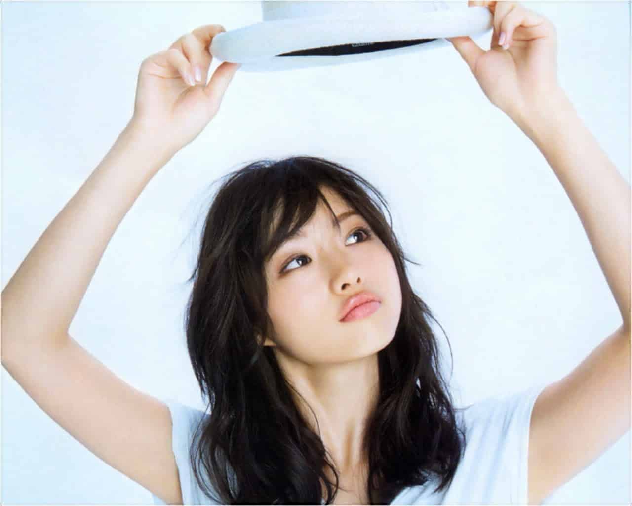 Jepan Beautyful Porn Com - Top 10 Most Beautiful Japanese Actresses in 2015