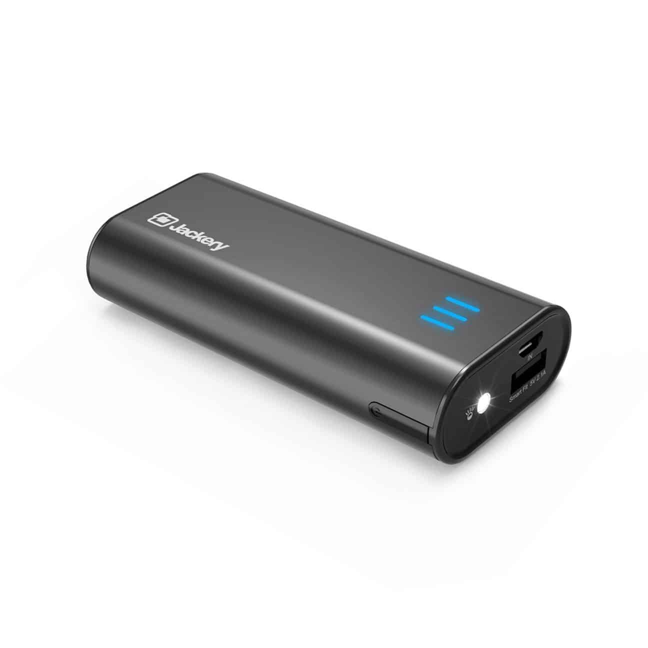 Top 10 Best Portable Power Banks For Cell Phones in 2020