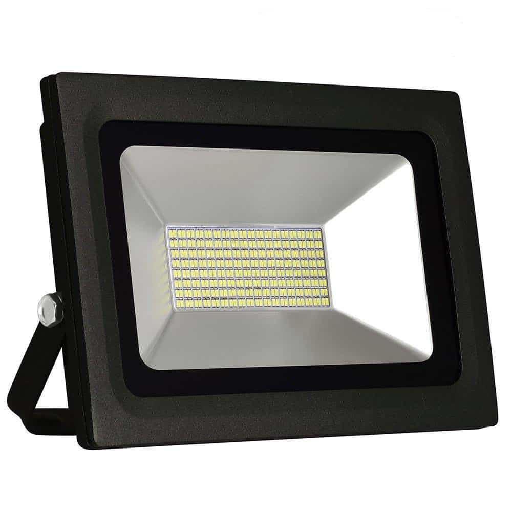 9. Solla 60W LED Flood Light Outdoor Security Lights 4500 LM Daylight White 